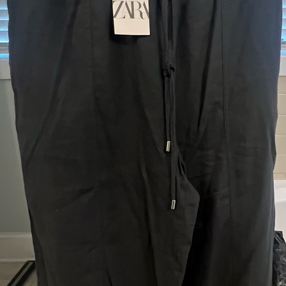 New w/ Tags!
WASHED EFFECT LINEN BLEND PANTS
ANTHRACITE GREY - REF. 4387/062 - Picture 8 of 8